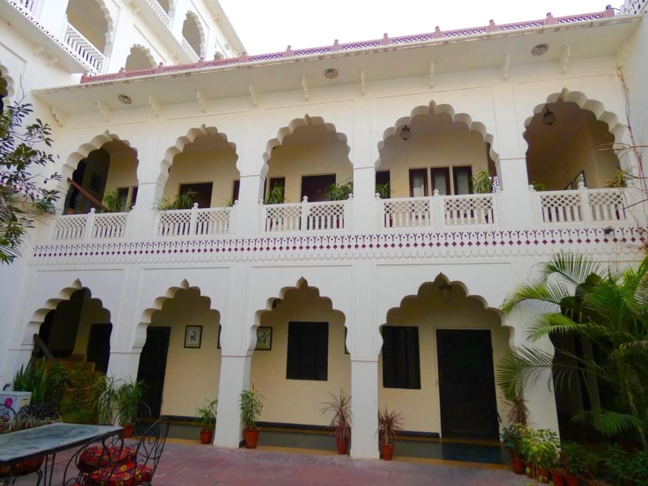 Heritage Khandwa Haveli Джапур Экстерьер фото